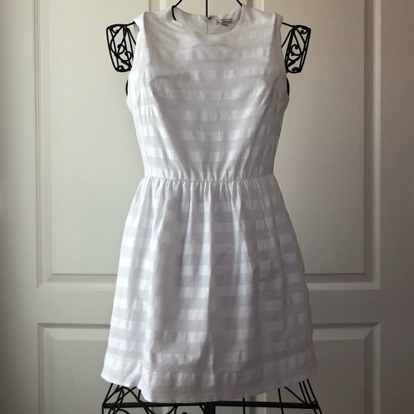 Gap Striped Fit and Flare Dress - Picture 2 of 7